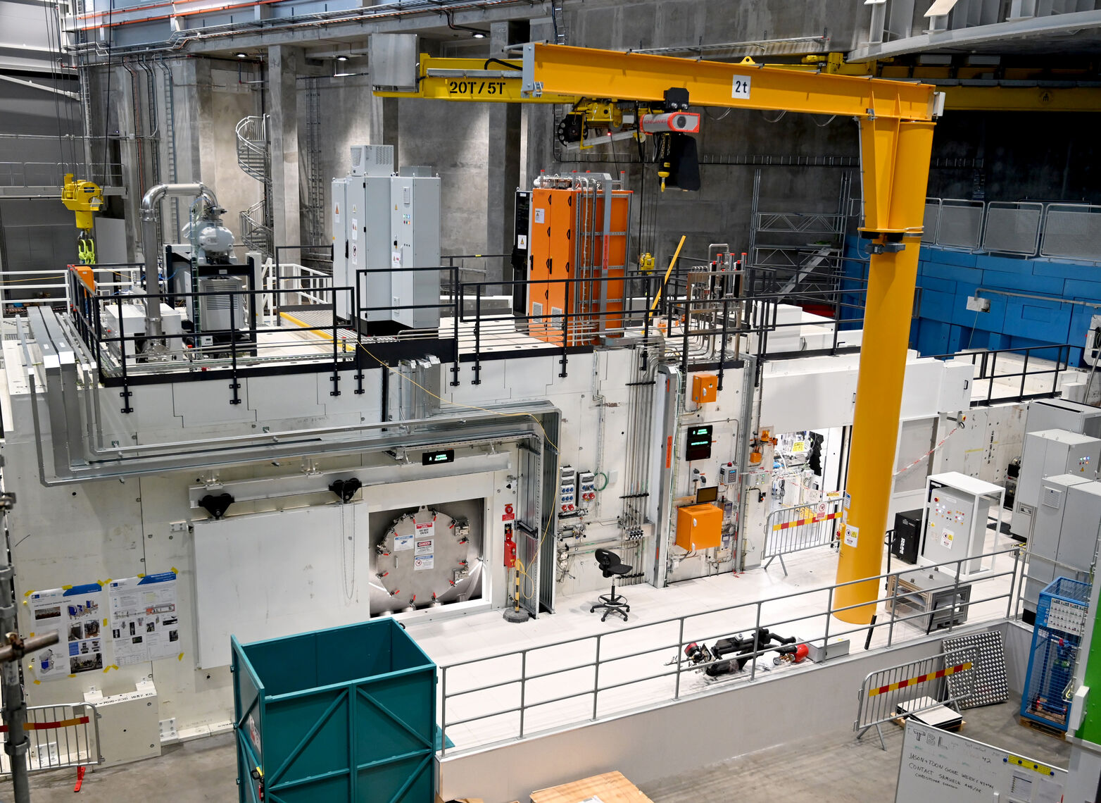 A view of the outside of the LoKI cave