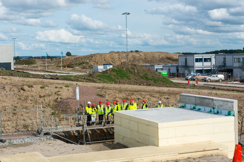 The board of the Nordic Investment Bank toured the site last week.