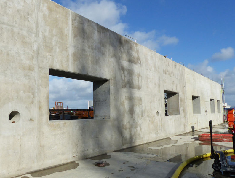 D03 beam line wall