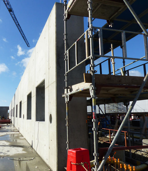 D03 beam line wall