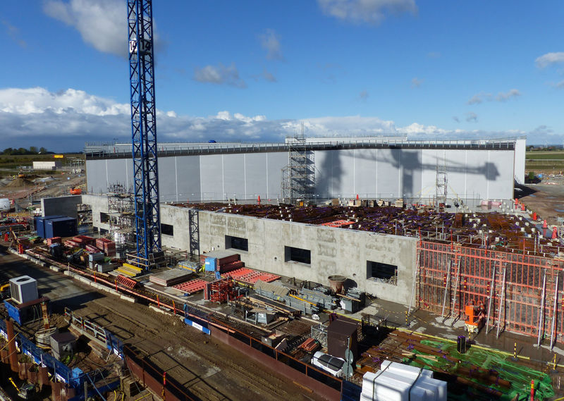 Experimental Hall 2 (D03) - beamline wall
