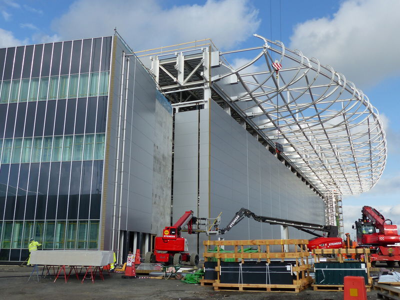 Glass facades have been installed for the lab building to Experimental Hall 1.